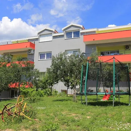 公寓 With A Parking Space Solin, Split - 17669