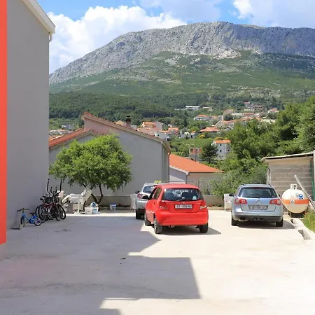 With A Parking Space Solin, Split - 17669 *